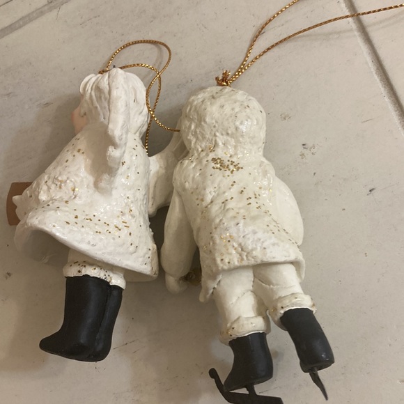 Vintage Victorian set of two Carolers ornaments - Picture 3 of 5